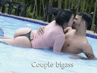 Couple_bigass