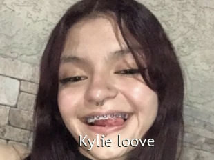 Kylie_loove