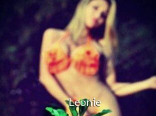 Leonie