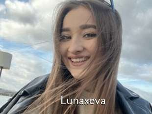 Lunaxeva