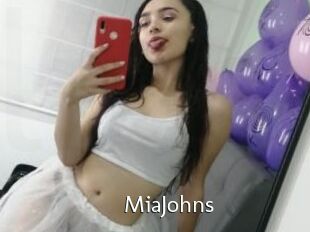 MiaJohns