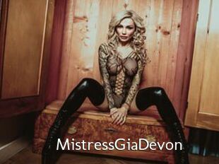 MistressGiaDevon