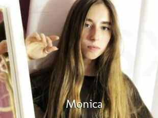 Monica_